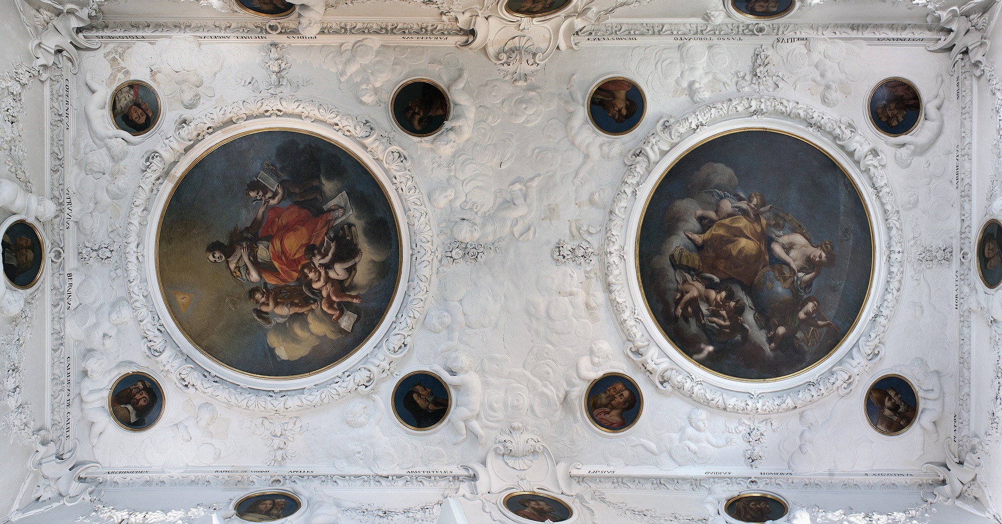 Dekoracja sufitu Biblioteki Króla Jana III Sobieskiego w pałacu wilanowskim z  alegoriami Teologii i Filozofii. 