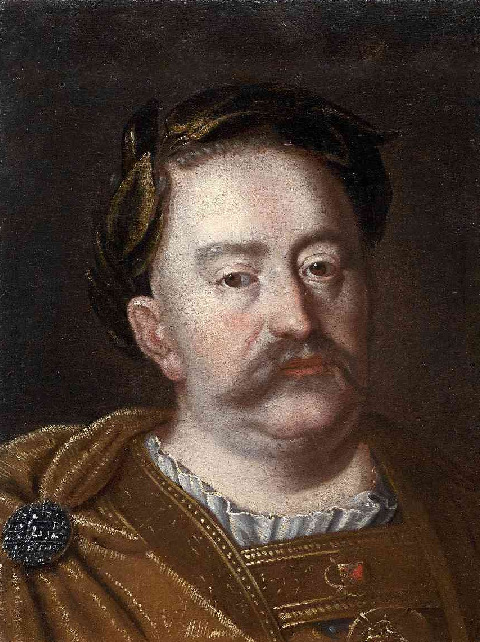 Olej na płótnie. Portret Jana III w wieńcu laurowym. Król usbrany w strój historyczny i płaszcz, spięty na ramieniu broszą  z czarnymi kamieniami.